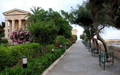 Strolling at the Lower Barrakka Gardens