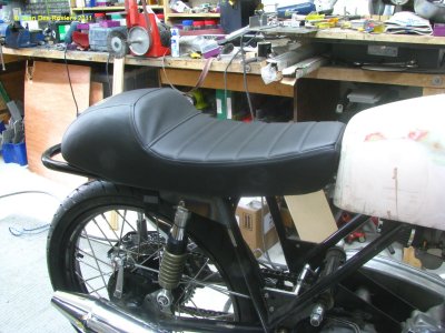 1592 Seat bought on e-bay (made in Viet-Nam) I will shorten the rear loop