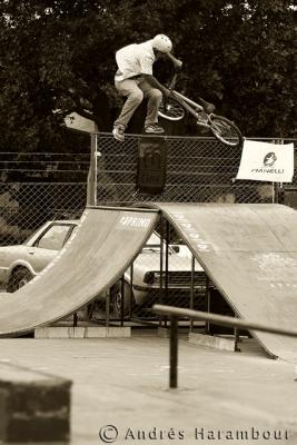 Santiago - Downside Tailwhip