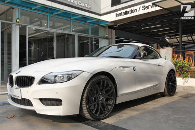 Breyton GTS Gloss Black