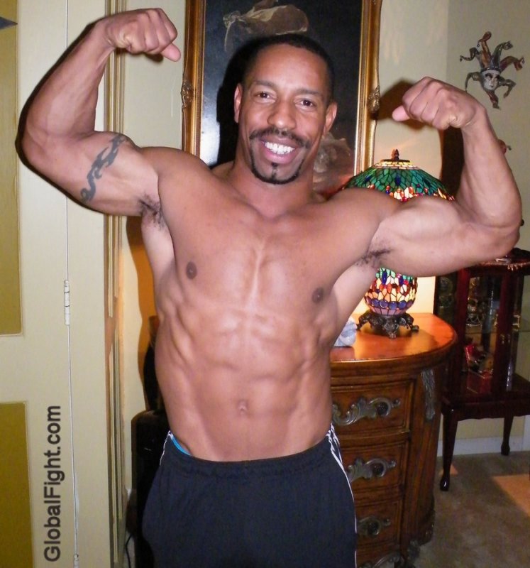 strongman powerlifting muscleman wrestler guy fighter.jpg