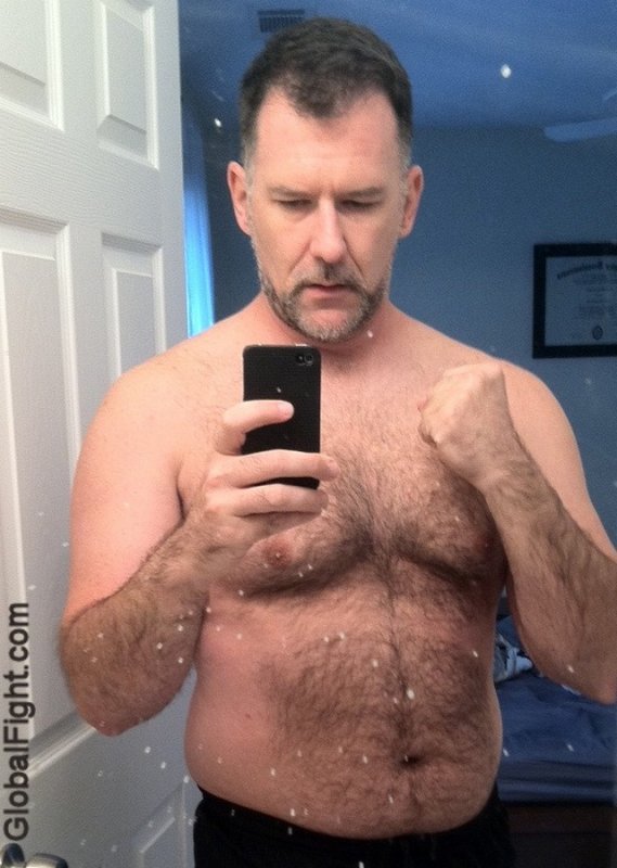 goatee big hairy pecs daddybear.jpg