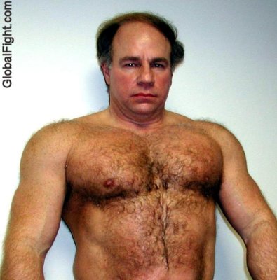 hairy shoulders pecs daddy.jpeg