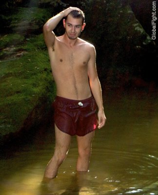 wet swimming preety boy twinky slender guy.jpg