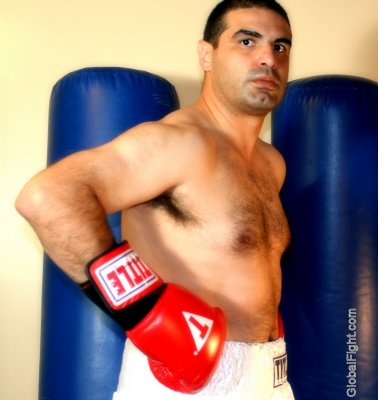 hot cleft chin boxing man boxer.jpeg