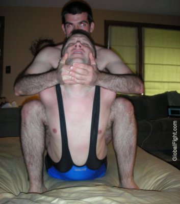 rassling guys wrestling choke hold wrastling.jpg