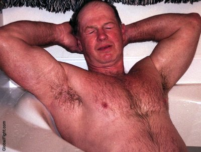 man hottub soaking muscles jacuzzi daddy.jpg