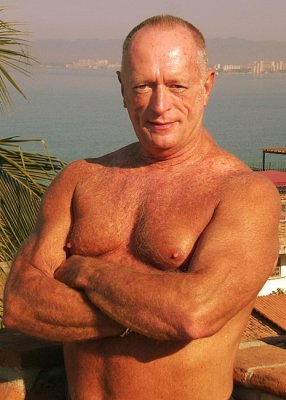 silverdaddie graying hot hairychest oldermens pics.jpg