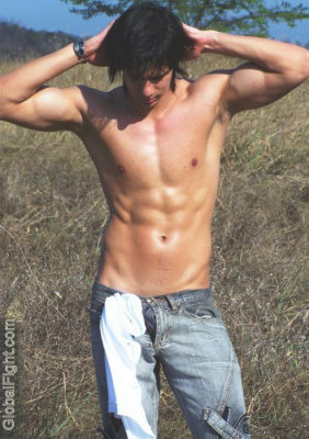 smooth tanned musclehunky boyish handsome hiking pics.jpg