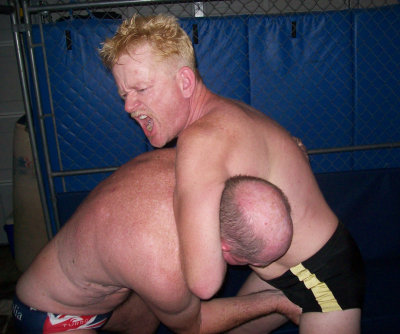 redneck dads cage fighting matches brawling pictures.jpg