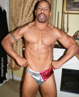 hot ripped muscular black bodybuilder dudes.jpg