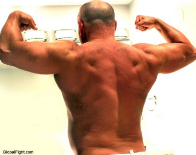veteran bodybuilder powerfull muscular hunk.jpg