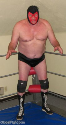 massive heavyweight man ringside corner.jpg