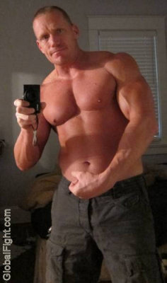 MUSCLEHUNKS self photos pictures gallery.jpg