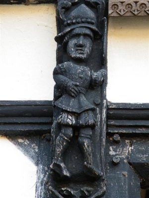Carvings on the gateway