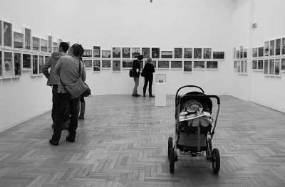child on exhibition../25/