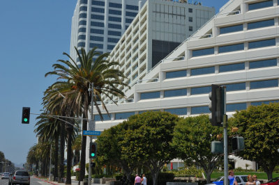 Santa Monica, Los Angeles  - China Town & Staples Center