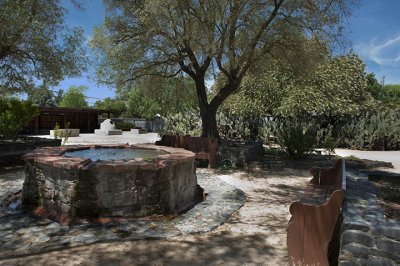 The shaded fountain of the mission