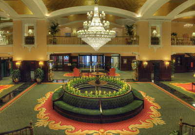 Main Lobby - Pantlind Hotel