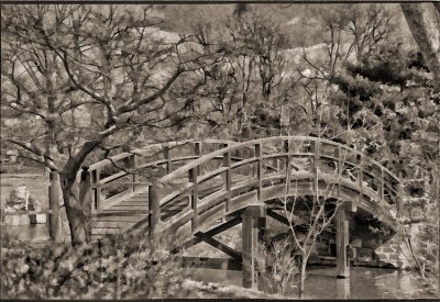 Japanese Garden Bridge GAR Type 1 Topaz.jpg