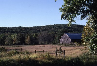 Barns and farmsteads in Wayne County Missouri