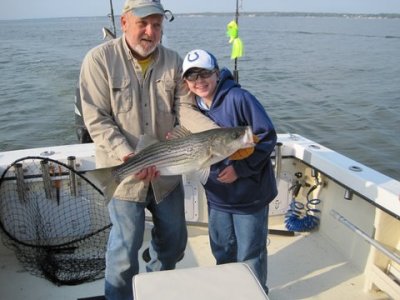 4/18/2011 Hall Charter Braggin' onboard the Down Time
