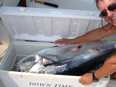 7/30/2006 - 118# BF Tuna with Burt, Ray and Frank