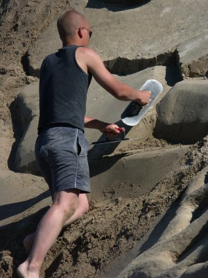 Sand Sculptor