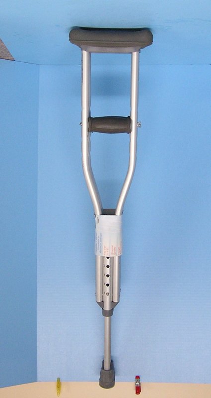 Crutches 1.jpg