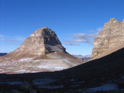 Peak just NE of Electra.JPG