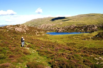 towards Blackbeck Tarn