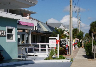 beach shops