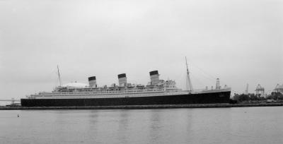 g4/71/631071/3/59768270.QueenMary105206418copy.jpg