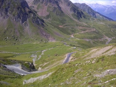 More of the Tourmalet descent