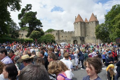 Crowds as the race passes
