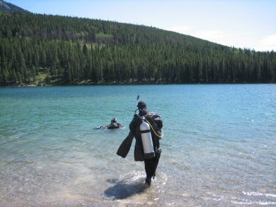 Scubba divers on Two Jacks Lake