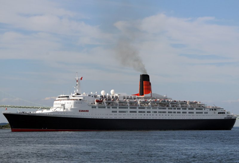 Queen Elizabeth 2