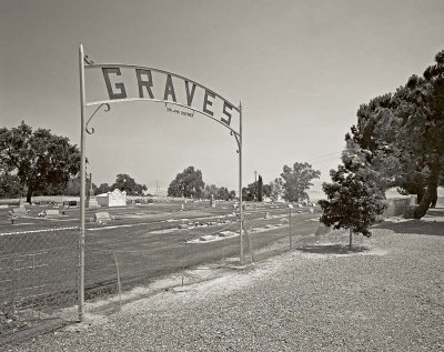 Graves Cemetery, Glena County, California  20070702