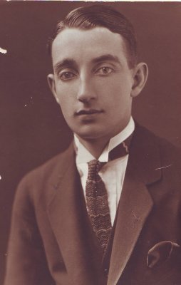 John Douglas Lindsay, some of his ancestors and other family