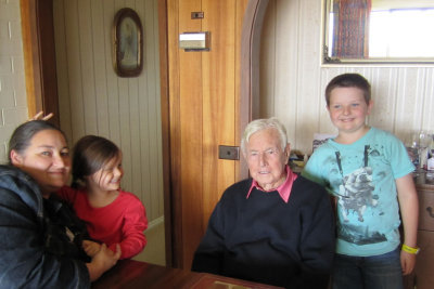 Uncle Rons for lunch - Michele Ella, Ron and James