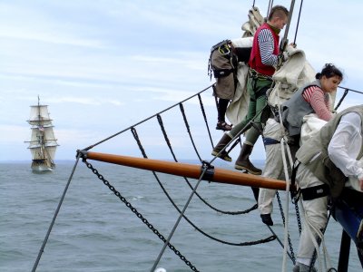 Securing the sail