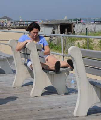 reading sideways 448.jpg