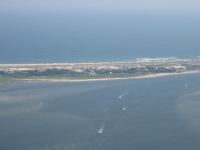 Helicopter approaching Southampton Helipad