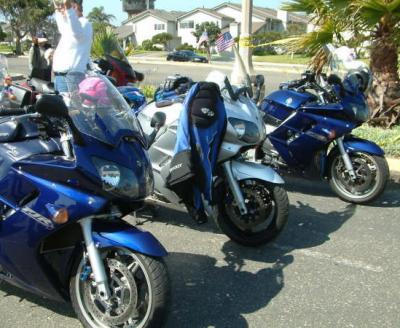 3 FJRs for the Parade