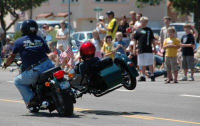 Lou and Dana with the Sidecar