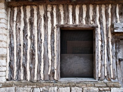 Officers quarters #7, window detail