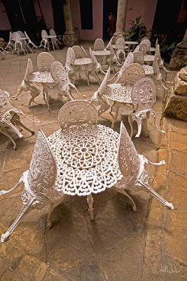 Havana Cafe II - 32x48.jpg