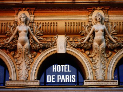 Hotel de Paris II - 2000.jpg