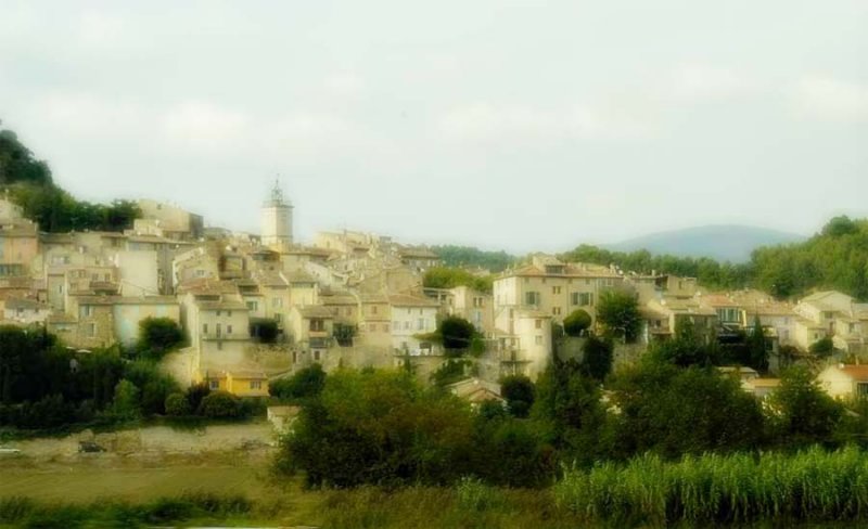 DSC24264a Cadenet-provence, france.jpg