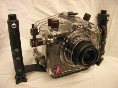 A plastic cylinder rotating zoom is added